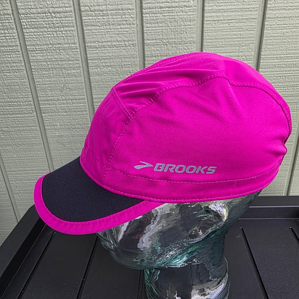 Brooks Running Hat Womens One Size Pink Black Lightweight Reflective Cap